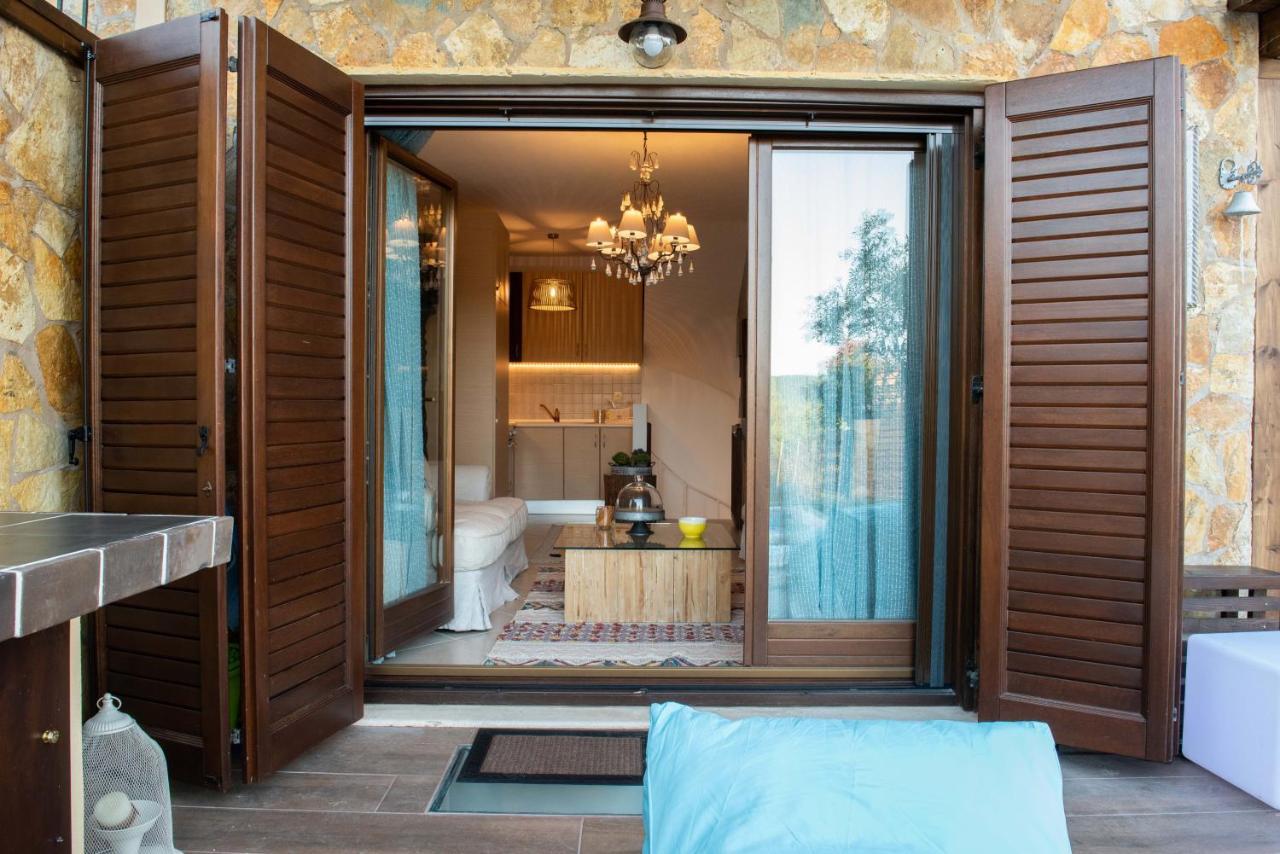 Dandy Villas Nea Roda - Melodic Waves - Private - Pool - Parking - Cellar Buitenkant foto